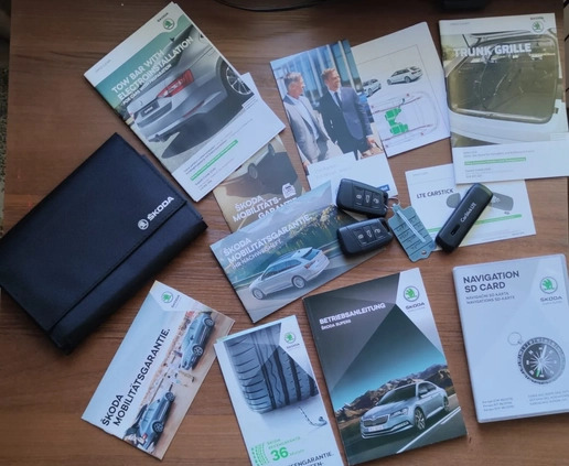 Skoda Superb cena 86838 przebieg: 165600, rok produkcji 2020 z Skawina małe 562
